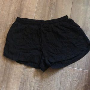 Universal thread black drawstring shorts